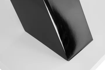Cesi Rektangulært Spisebord 140 cm i Malt Tre - Hvit|Svart - Møbler - Bord - Spisebord & kjøkkenbord