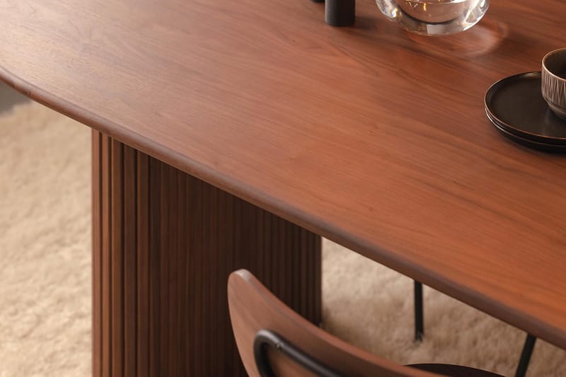 Spisebord Noira 220 cm Valnøtt - Brun - Møbler - Bord - Spisebord & kjøkkenbord