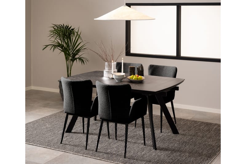 Spisebord Renuka 240x97 cm - Sort - Møbler - Bord - Spisebord & kjøkkenbord