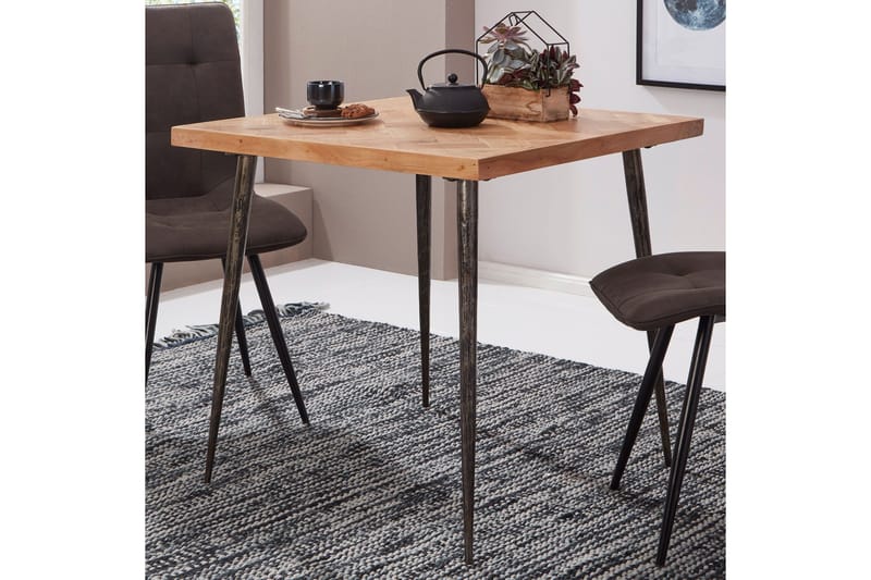 Synia Lite Kvadratisk Spisebord 80 cm i Massivt Tre med Eik- og Metallutseende - Beige - Møbler - Bord - Spisebord & kjøkkenbord