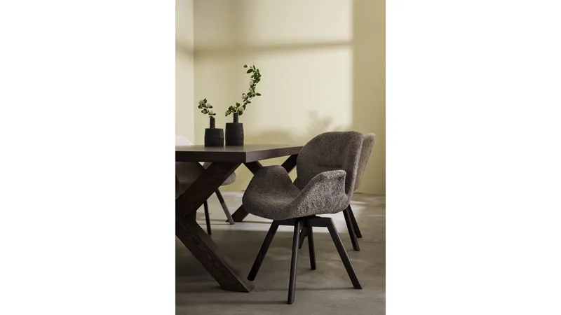 Spisebord Lindor 240x100 cm - Oljet brun eikefiner - Møbler - Bord - Spisebord & kjøkkenbord