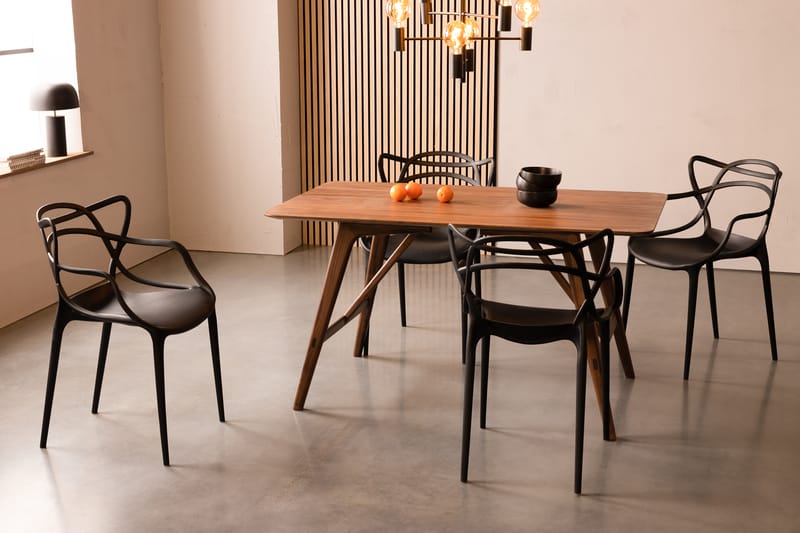 Spisebord Skagana 140 cm - Brun - Spisebord & kjøkkenbord