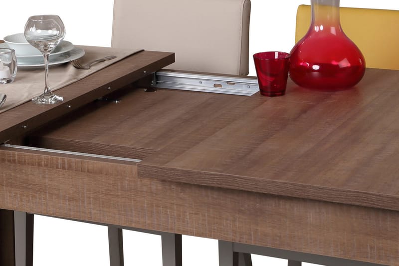 Spisebord Skoglund Forlengningsbart - Eik - Spisebord & kjøkkenbord