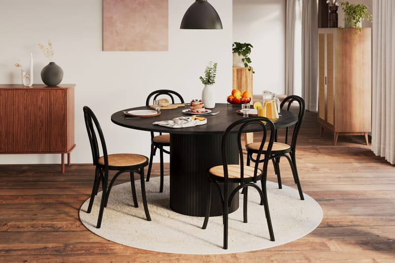 Spisebord Uppveda 150 cm - Svart tre - Spisebord & kjøkkenbord