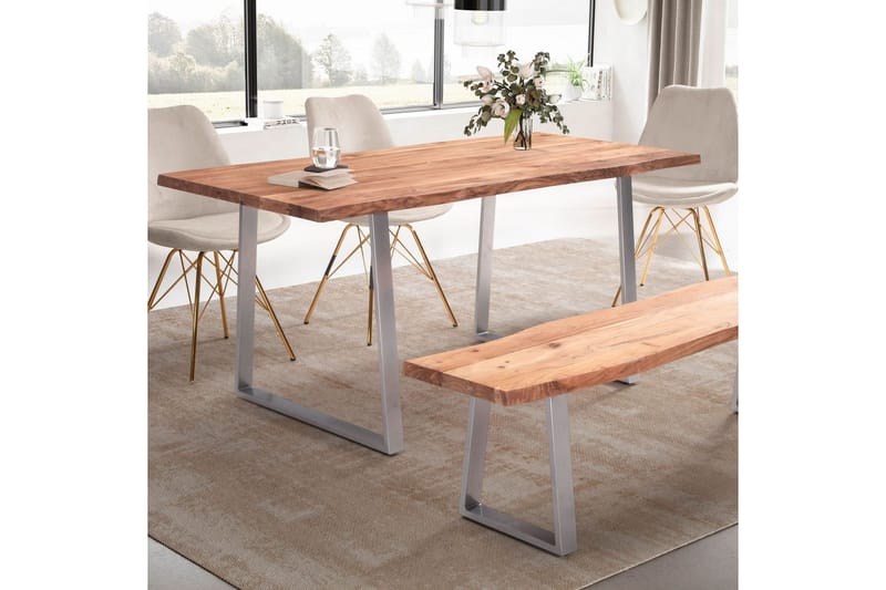 Spisebord Wohnling Heltre med trekanter rektangulær landlig stil Sølv, rett, 200x100 cm - Sølv, rett, 200x100 cm - Møbler - Bord - Spisegruppe