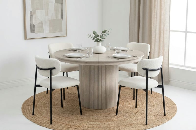Spisegruppe Bark Kopparbo 120–220 cm Hvitlasert Hvit bouclé/metallben svart Rund 4 - Møbler - Bord - Spisegruppe