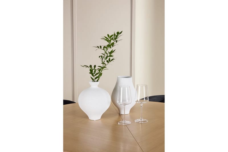 Spisegruppe Strada Rund 120/170 cm Hvit med Edina Stoler 4 stk, Svart - 4 stk, Svart - Møbler - Bord - Spisegruppe