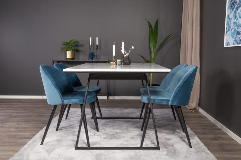 Spisegruppe Venture Home Estelle spisegruppe 140 cm rektangulær med 4 Velvet-stoler Svart/blå/hvit - Møbler - Bord - Spisegruppe