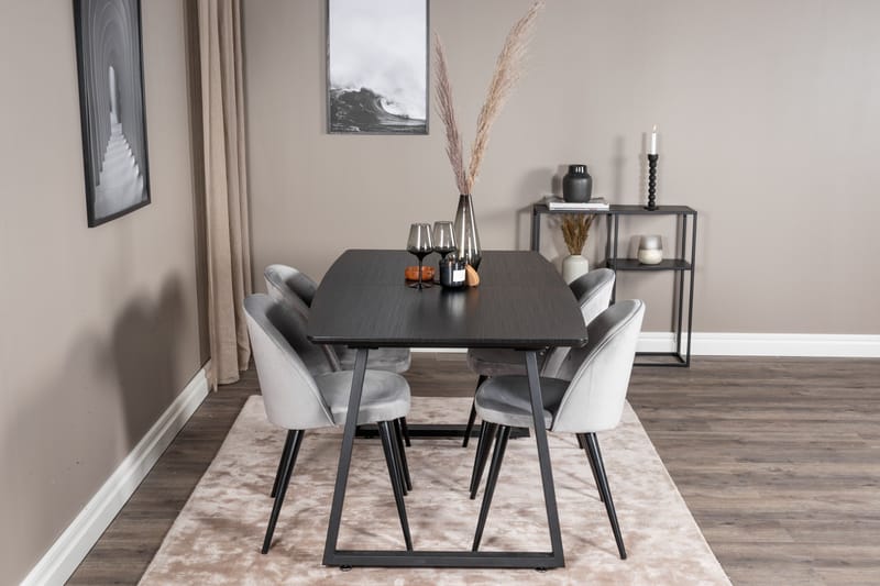 Spisegruppe Venture Home Inca spisegruppe uttrekkbar 160 cm rektangulær med 4 Velvet-stoler Svart/Lys grå - Møbler - Bord - Spisegruppe