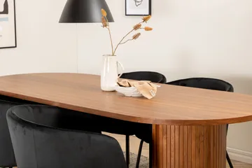 Biana Spisegruppe 200 cm Oval inkl. 4 Berita Fløyelsstoler - Valnøttbrun/Svart - Møbler - Bord - Spisegruppe