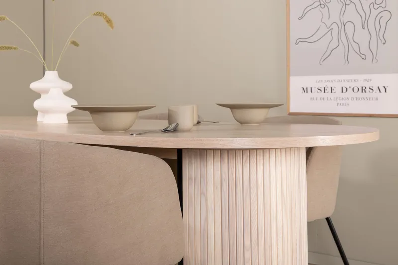 Biana Spisegruppe 200 cm Oval inkl. 4 Berita Stoler - Beige/Svart - Møbler - Bord - Spisegruppe