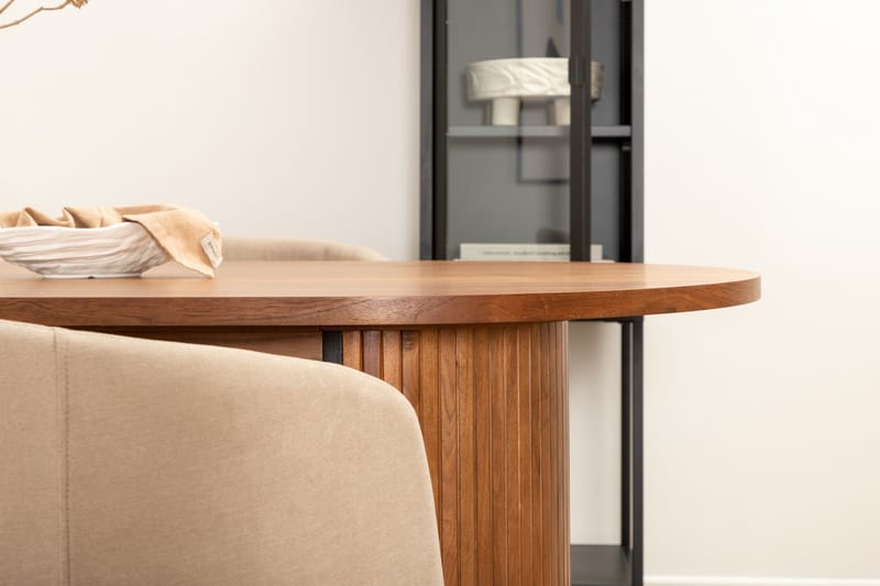 Biana Spisegruppe 200 cm Oval inkl. 4 Berita Stoler - Valnøtt/Beige/Svart - Møbler - Bord - Spisegruppe