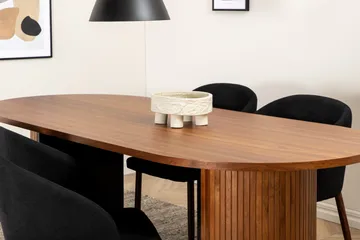 Biana Spisegruppe 200 cm Oval inkl. 4 Kullersbro Stoler - Valnøttbrun/Svart/Brun - Møbler - Bord - Spisegruppe