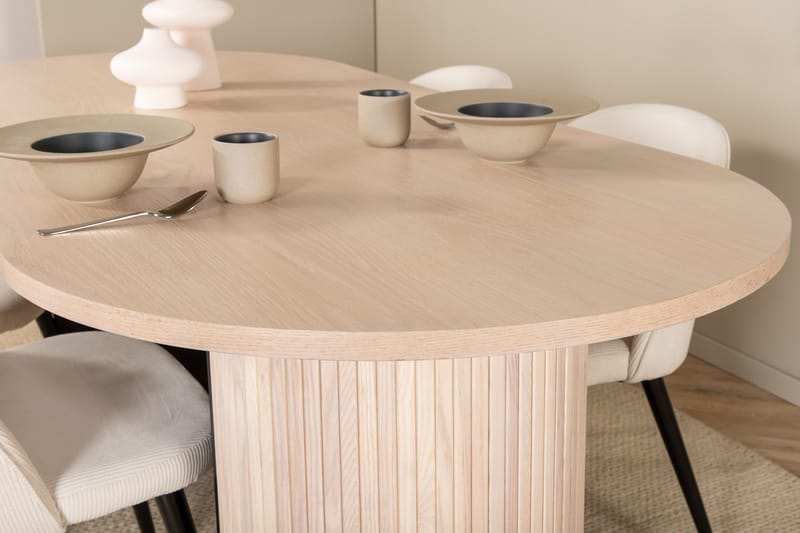 Biana Spisegruppe 200 cm Oval inkl. 4 Valera Cordfløyelstole - Beige/Svart/Beige - Møbler - Bord - Spisegruppe