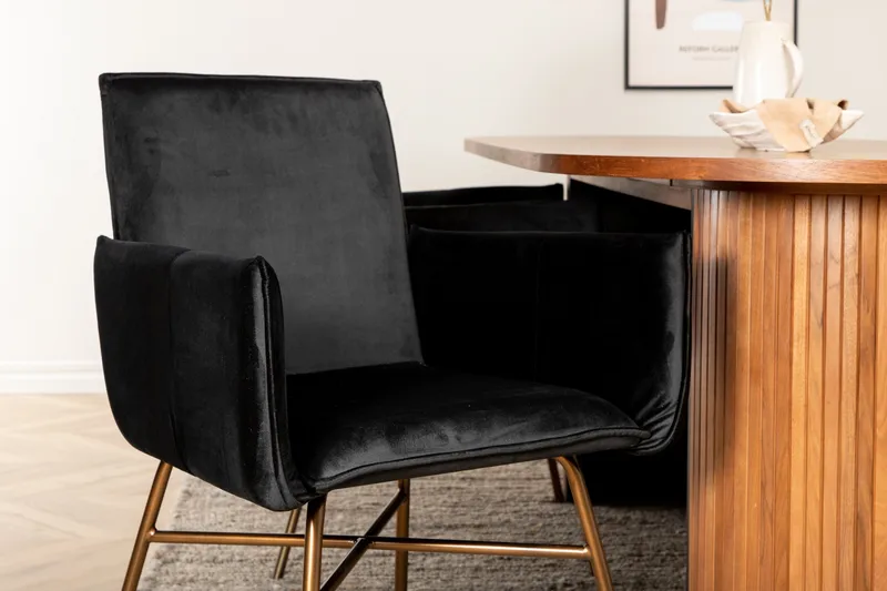 Biana Spisegruppe 200 cm Oval inkl. 4 Pipi Stoler - Valnøttbrun/Svart/Kopper - Møbler - Bord - Spisegruppe