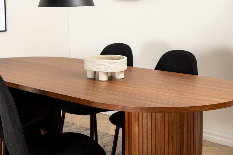Biana Spisegruppe 200 cm Oval inkl. 6 Pontus Stoler - Valnøttbrun/Svart - Møbler - Bord - Spisegruppe