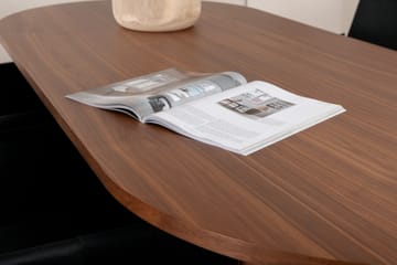 Bianca ovalt Spisebord med 4stk Pippi Spisestol - Møbler - Bord - Spisegruppe