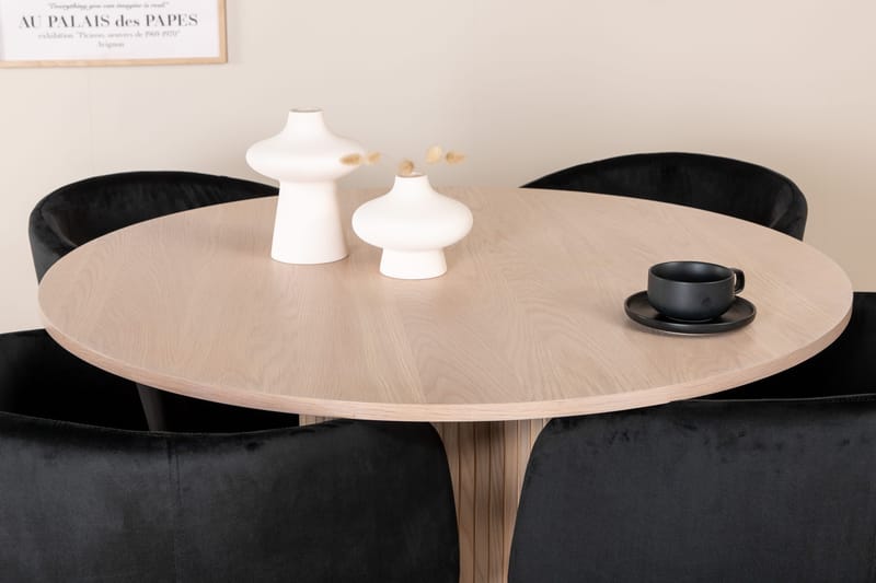 Bianca Rundt Spisebord med 4stk Berit Spisestol - Møbler - Bord - Spisegruppe