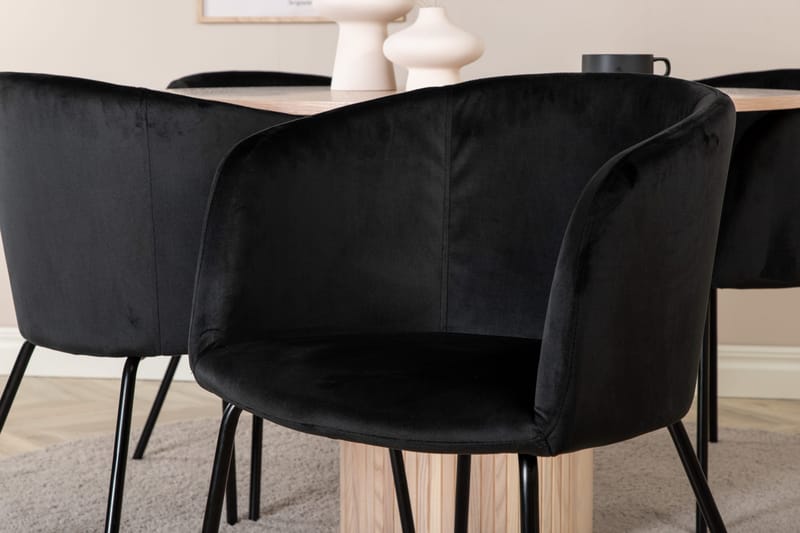 Bianca Rundt Spisebord med 4stk Berit Spisestol - Møbler - Bord - Spisegruppe