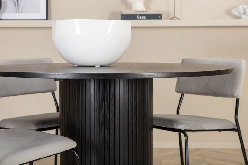 Bianca Rundt Spisebord med 4stk Kenth Spisestol - Møbler - Bord - Spisegruppe