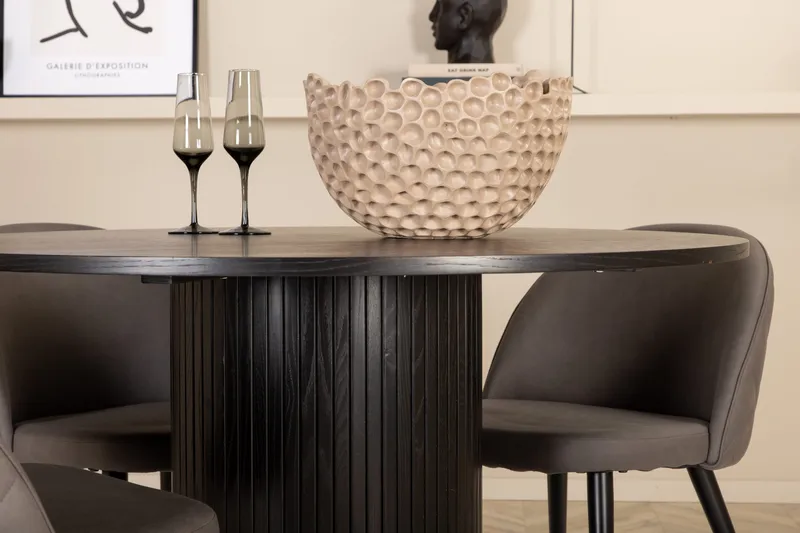 Bianca Rundt Spisebord med 4stk Velvet Spisestol - Møbler - Bord - Spisegruppe