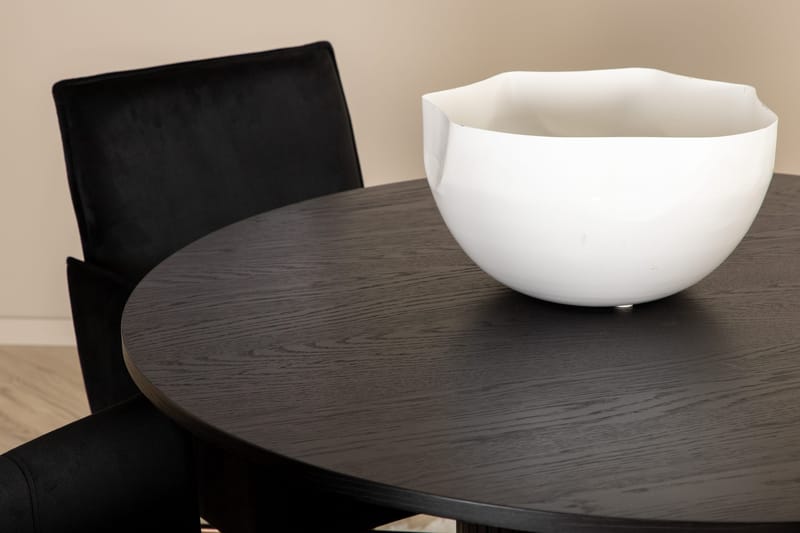 Bianca Rundt Spisebord med 4stk Pippi Spisestol - Møbler - Bord - Spisegruppe