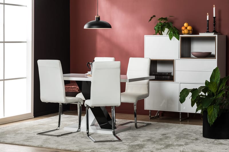 Cesi Spisegruppe 140 cm med 4 Cibus Stol - Hvit/Svart/Svart PU/Krom - Møbler - Bord - Spisegruppe