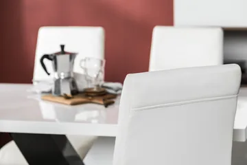 Cesi Spisegruppe 140 cm med 4 Cibus Stol - Hvit/Svart/Svart PU/Krom - Møbler - Bord - Spisegruppe