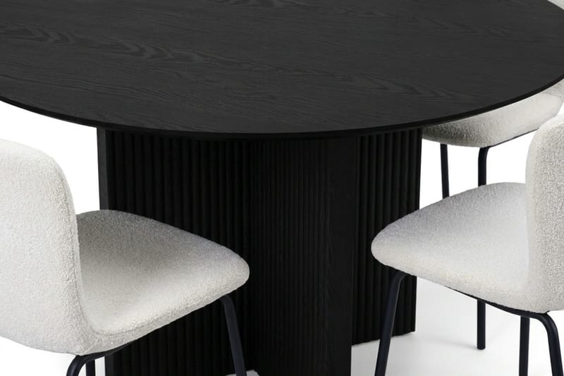 Edda Spisegruppe rundt 110 cm Svart med 4 Katy spisestoler - Svart - Møbler - Bord - Spisegruppe