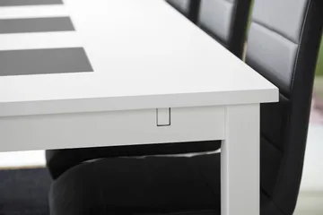 Jasmin med 6 Cibus Stoler - Hvit/Svart - Møbler - Bord - Spisegruppe