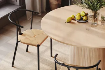 Kopparbo Spisegruppe 130 cm Rund inkl. 4 Elysia Stoler - Beige / Svart - Møbler - Bord - Spisegruppe