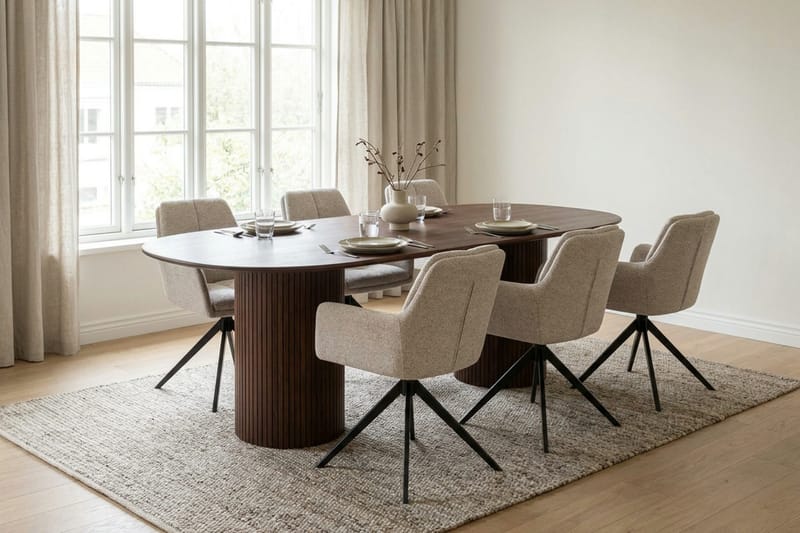 Kopparbo spisegruppe oval 180 cm valnøtt med 6 Torsby spisestoler - Valnøtt - Møbler - Bord - Spisegruppe