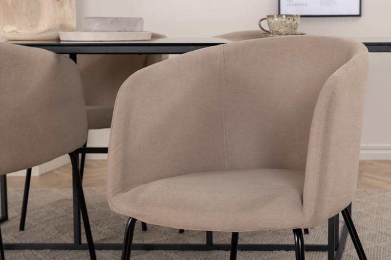 Leif spisebord med 4 Berit Spisestol - Møbler - Bord - Spisegruppe