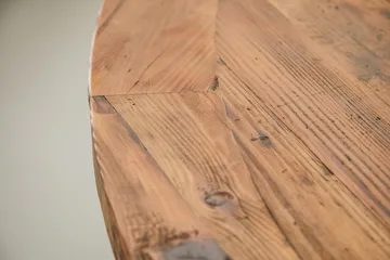 Lyon Spisegruppe Ø150 cm Rund med 4 Viktoria Stoler - Vintage Natur/Hvit/Grå - Møbler - Bord - Spisegruppe