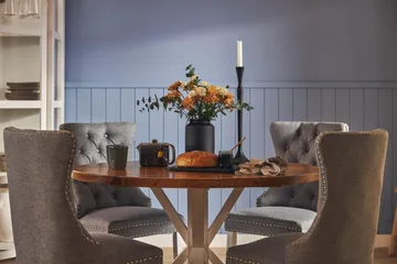 Lyon Spisegruppe 120 cm Rund inkl. 4 Bergviken Stoler - Brun/Hvit - Møbler - Bord - Spisegruppe