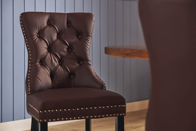 Lyon Spisegruppe 120 cm Rund med 4 Bergviken Stoler Kunstlær - Brun - Møbler - Bord - Spisegruppe