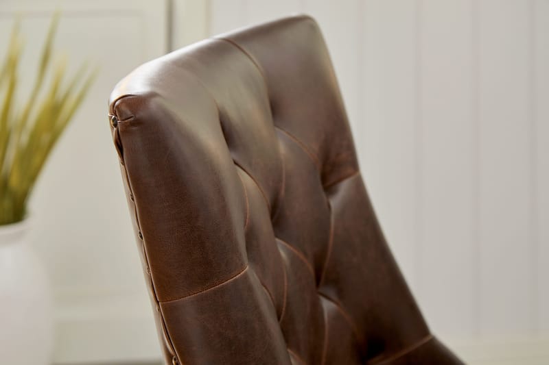 Lyon Spisegruppe Rund med 4 Tuva Lenestoler Kunstlær - Tre/Hvit/Svart PU - Møbler - Bord - Spisegruppe