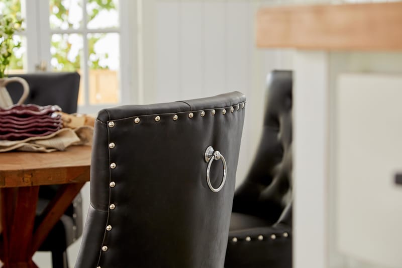 Lyon Spisegruppe Rund med 4 Tuva Lenestoler Kunstlær - Tre/Svart PU - Møbler - Bord - Spisegruppe