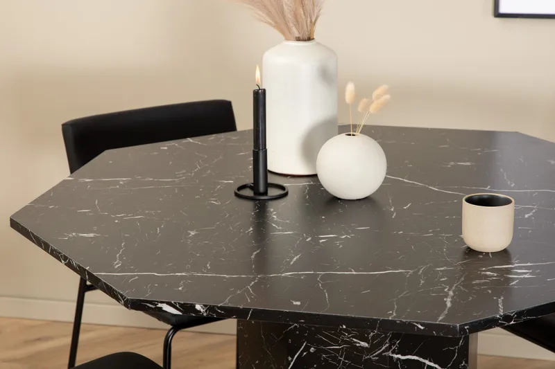 Marbs rundt spisebord med 4 Kenth Spisestol - Møbler - Bord - Spisegruppe