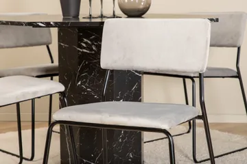 Marbs Rundt Spisebord med 4stk Kenth Spisestol - Møbler - Bord - Spisegruppe