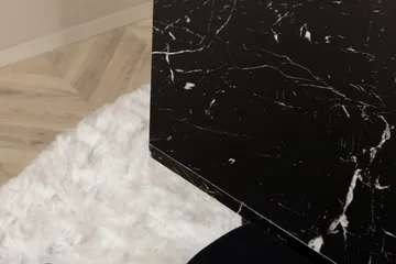 Marbs Spisegruppe 110 cm Rund inkl. 4 Moncoll Stoler - Svart - Møbler - Bord - Spisegruppe