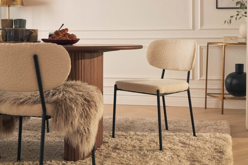 Noira Ovalt Spisebord 220 cm Valnøtt med 6 Gemmiano Spisestoler - Brun / Teddy / Tre - Møbler - Bord - Spisegruppe