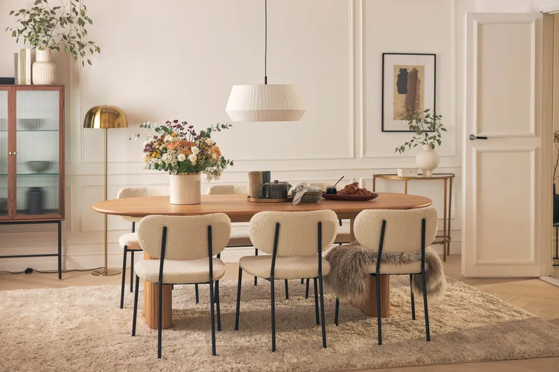 Noira Spisebord 220 cm Eik med 6 Gemmiano Spisestoler - Natur - Møbler - Bord - Spisegruppe