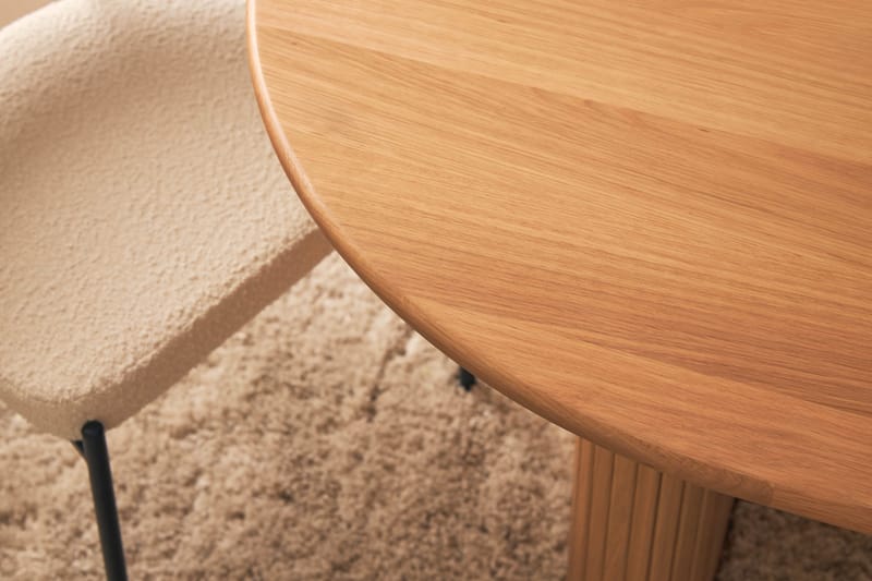 Noira Spisebord 220 cm Eik med 6 Gemmiano Spisestoler - Natur - Møbler - Bord - Spisegruppe