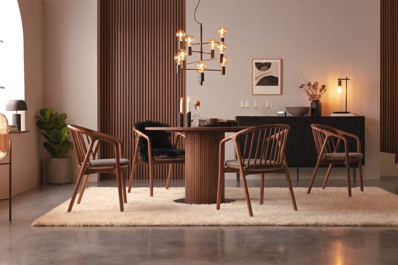 Noira Spisegruppe 120 cm Rundt Spisebord med 4 Noira Stoler - Valnøtt - Møbler - Bord - Spisegruppe