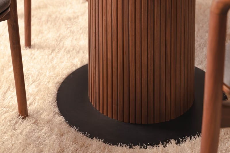 Noira Spisegruppe 120 cm Rundt Spisebord med 4 Noira Stoler - Valnøtt - Møbler - Bord - Spisegruppe