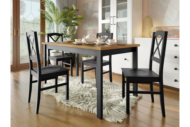 Patrickswell Spisegruppe - Møbler - Bord - Spisegruppe