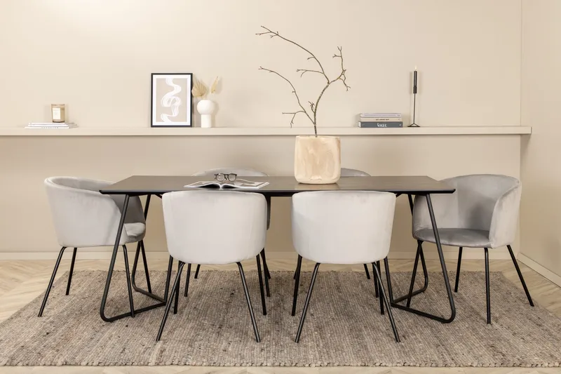 Pippi Spisebord med 6 Berit Spisestoler