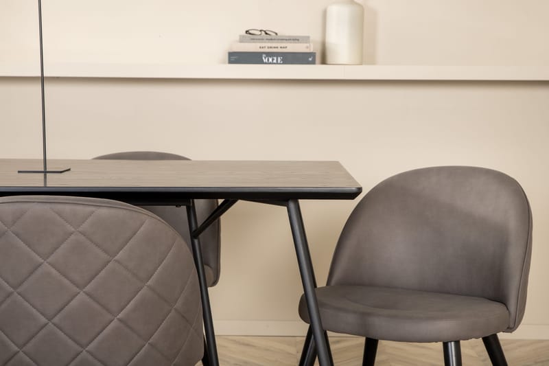 Pippi spisebord med 6 Fløyel Spisestol - Møbler - Bord - Spisegruppe