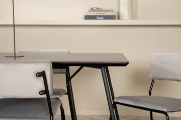 Pippi spisebord med 6 Kenth Spisestol - Møbler - Bord - Spisegruppe